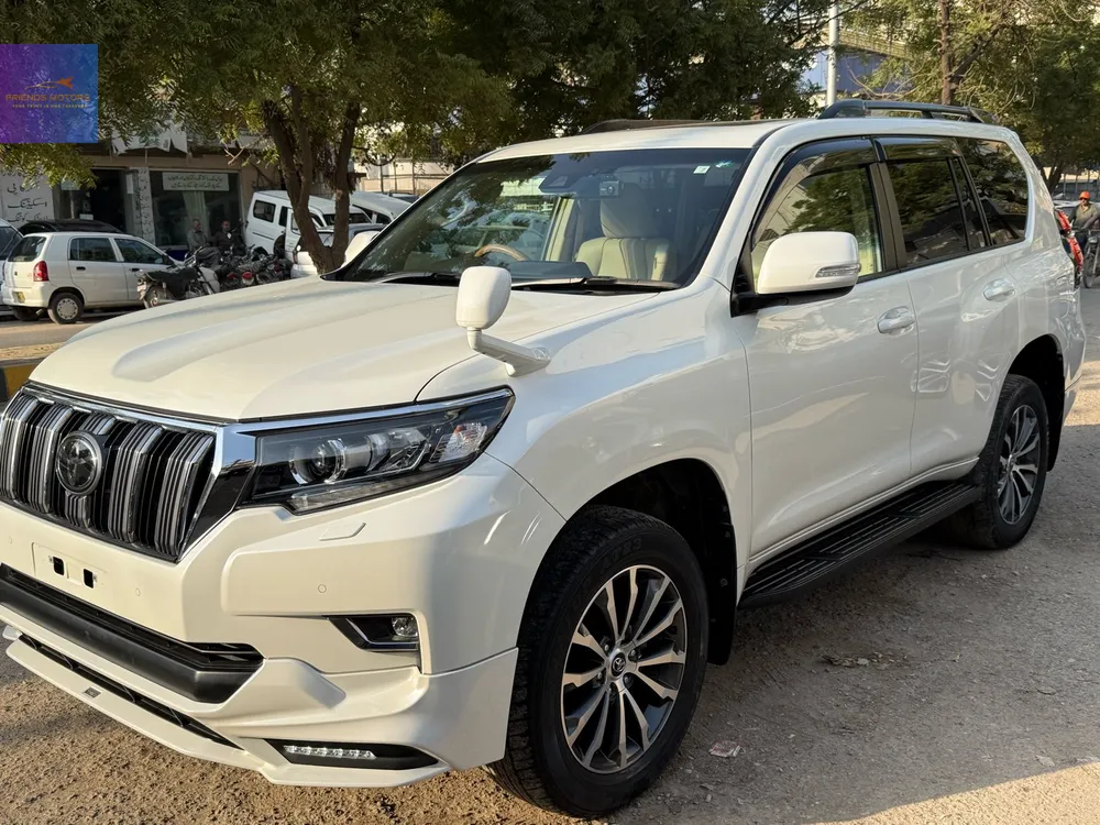 Rent a Car in Karachi from the UK